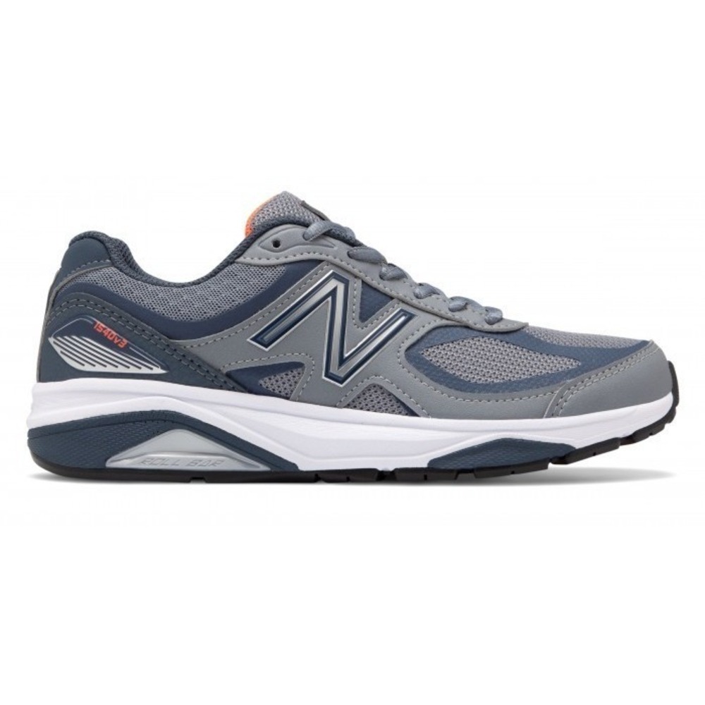New Balance® (Women's‎ 6 NARROW) 1540v3 USA Running Shoes in Gunmetal/Dragonfly